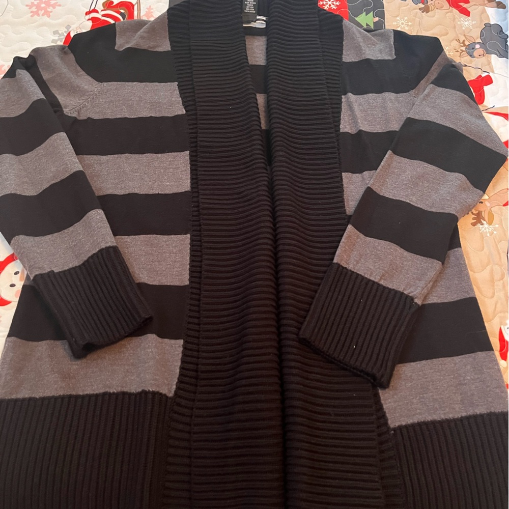 INC International Concepts Black and Gray Open Cardigan